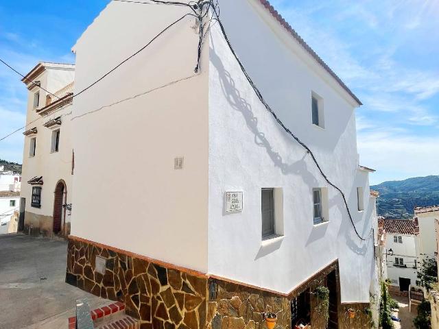 Casa adosada en Venta en Canillas de Albaida