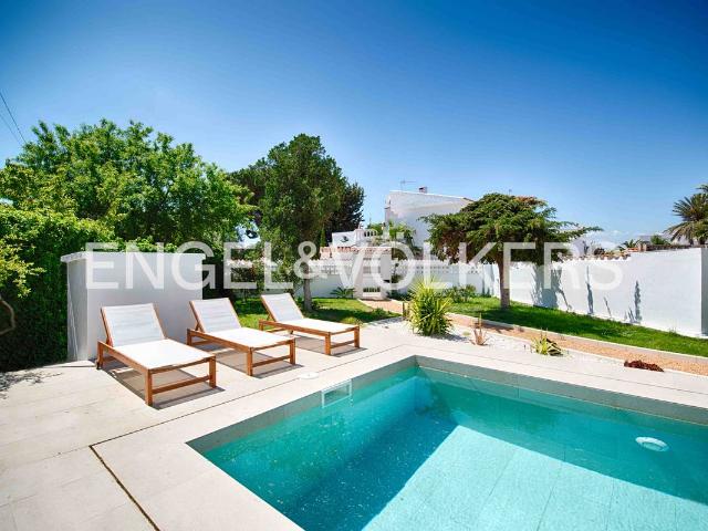 Casa adosada en Venta en Cap Ras Creus Falconera