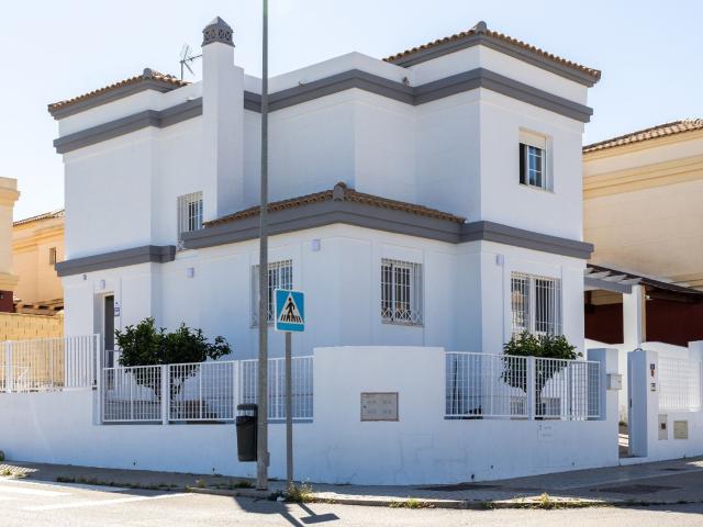 Casa adosada en Venta en Capellanía Retamar