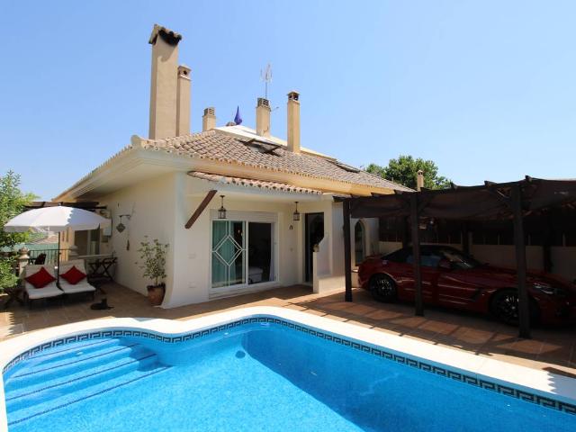 Casa adosada en Venta en Capellanía Retamar