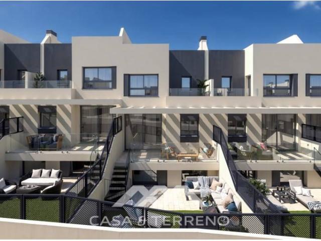 Casa adosada en Venta en Capistrano