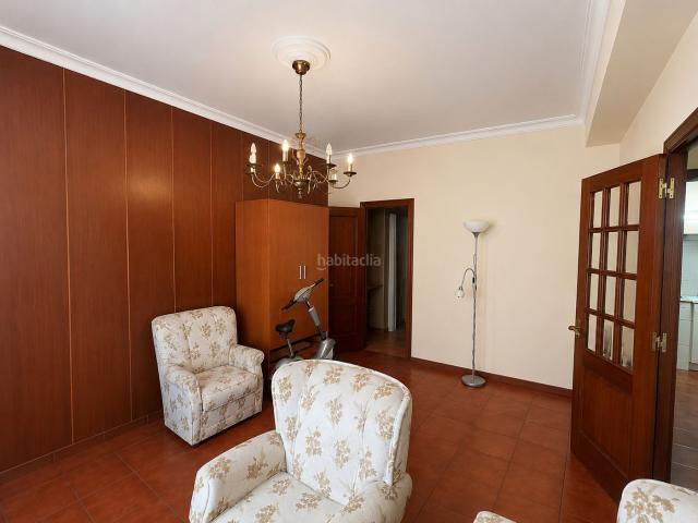 Casa adosada en venta en Cariño. Casa reformada en el corazón del casco histórico de Cariño. Casas adosadas.