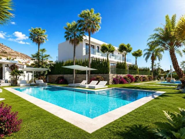 Casa adosada en Venta en Carolinas Altas