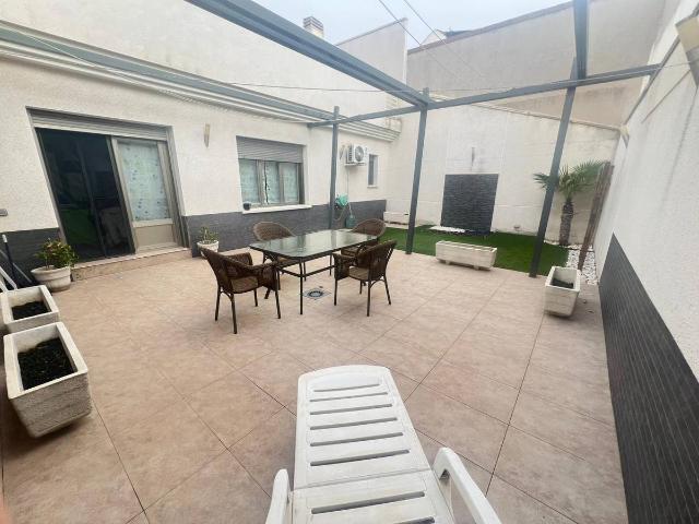 Casa adosada en Venta en Carrión de Calatrava