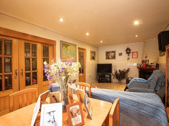 Casa adosada en Venta en Carrús Oeste