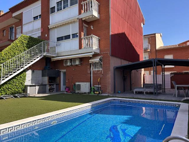 Casa adosada en Venta en Casc Antic Nou Cambrils