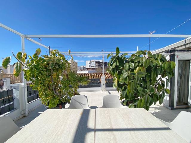 Casa adosada en Venta en Casco Antiguo