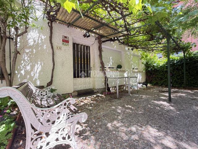 Casa adosada en Venta en Casco Antiguo