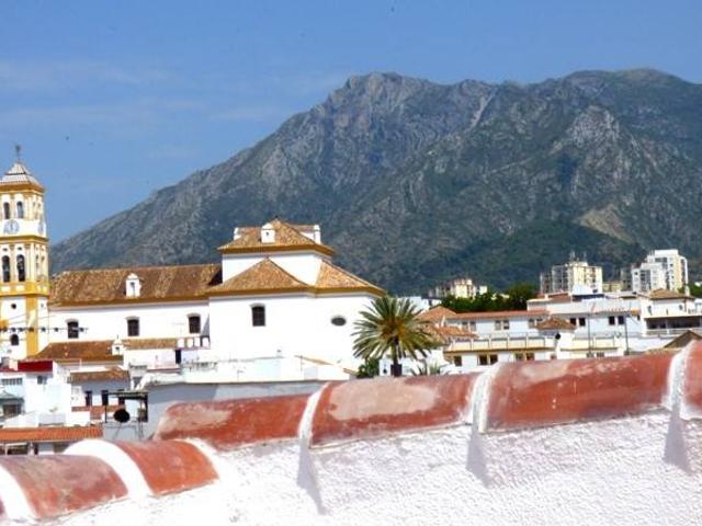 Casa adosada en Venta en Casco Antiguo