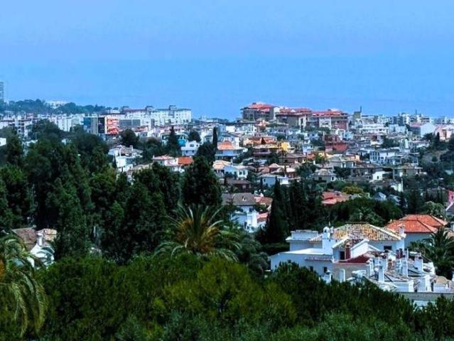 Casa adosada en Venta en Casco Antiguo