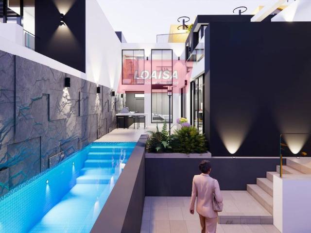 Casa adosada en Venta en Casco Antiguo