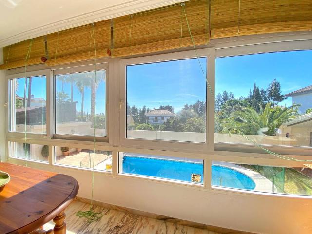Casa adosada en Venta en Casco Antiguo