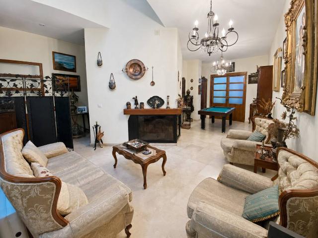Casa adosada en Venta en Casco Histórico Ribera del Marisco