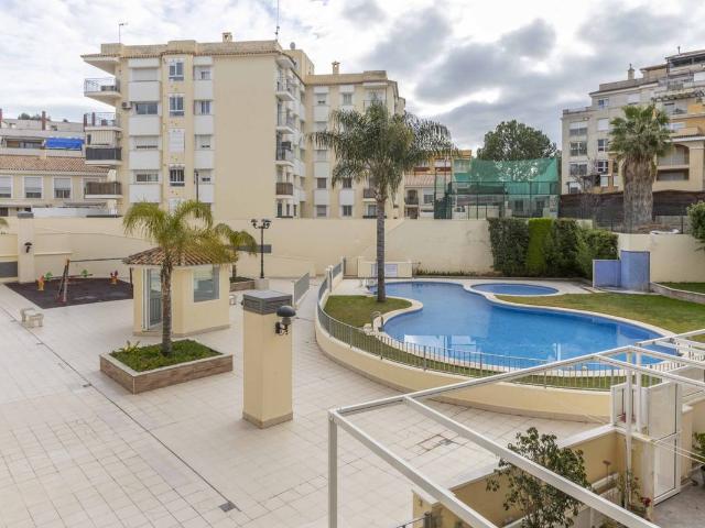 Casa adosada en Venta en Casco Urbano