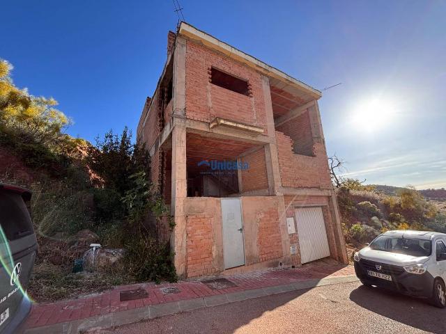 Casa adosada en Venta en Casabermeja