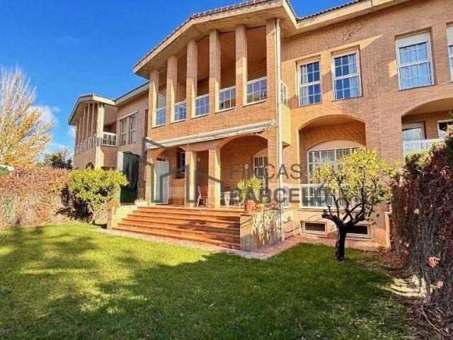 Casa adosada en Venta en Casablanca