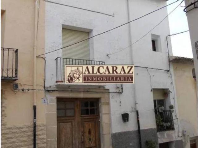 Casa adosada en Venta en Castalla