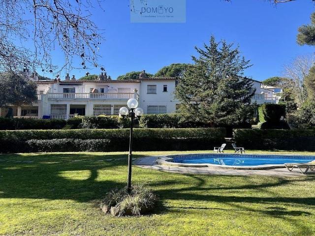 Casa adosada en venta en Castell Platja d´Aro, de 100 m² 3 habitaciones por 595.000