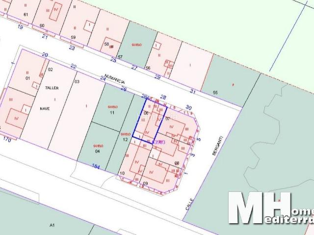 Casa adosada en venta en Castellón de la Plana, Ciutat del Transport La Salera. OPORTUNIDAD !. Casas adosadas Castellón de la.