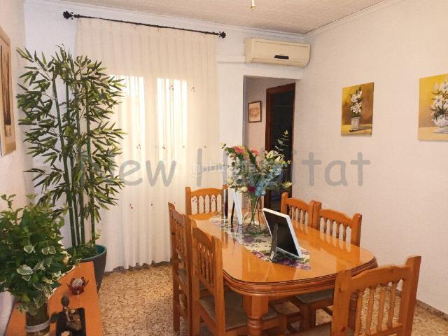 Casa adosada en venta en Castellón de la Plana, Estadio Castalia. Casas adosadas Castellón de la.