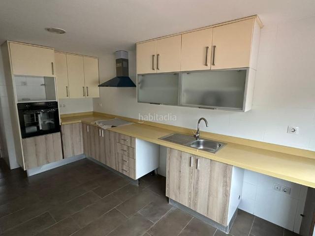 Casa adosada en venta en Castellón de la Plana, Pau Lledó. ADOSADO BEATRIZ GUTTMAN 31. Casas adosadas Castellón de la.