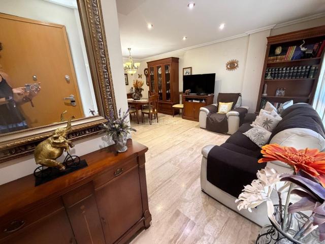 Casa adosada en venta en Castellón de la Plana, Pau Lledó. Adosado en Pau Lledo. Casas adosadas Castellón de la.