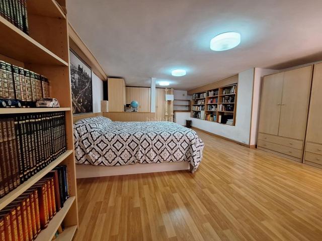 Casa adosada en venta en Castellar del Vallès, Poble Casc Antic. FANTÁSTICA CASA ADOSADA EN CASCO ANTIGUO. Casas adosadas Castellar del.