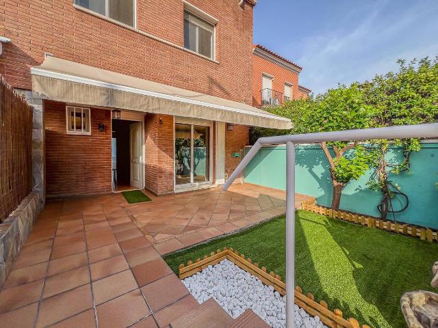Casa adosada en Venta en Castellbisbal