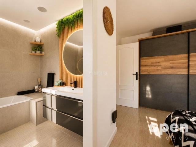Casa adosada en venta en Castellbisbal. CALLE DE LA CONXITA BADIA CASTELLBISBAL. Casas adosadas.
