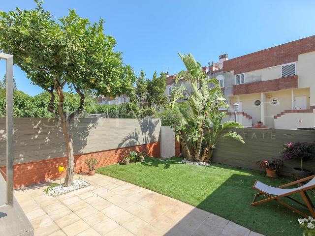 Casa adosada en venta en Castelldefels, Can Bou. ENCANTO EN CAN BOU. Casas adosadas.
