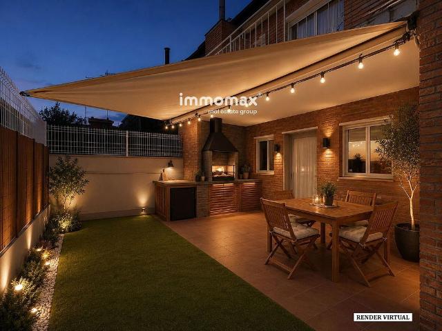 Casa adosada en venta en Castelldefels, de 174 m² 3 habitaciones por 670.000