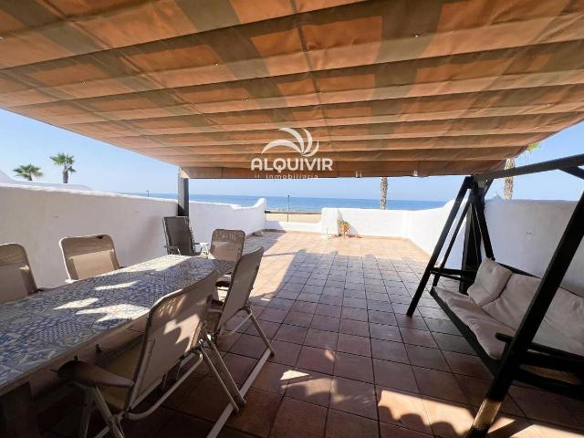 Casa adosada en Venta en Caño Guerrero