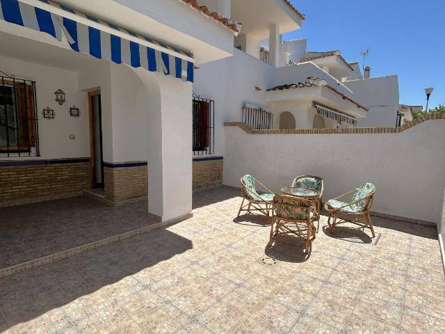 Casa adosada en Venta en Caño Guerrero