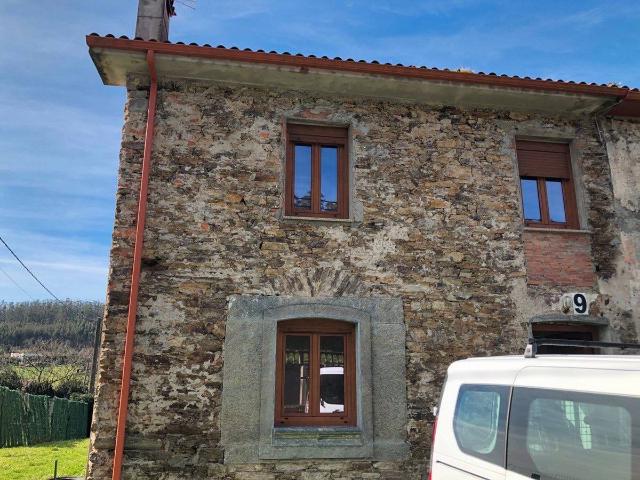 Casa adosada en Venta en Cedeira