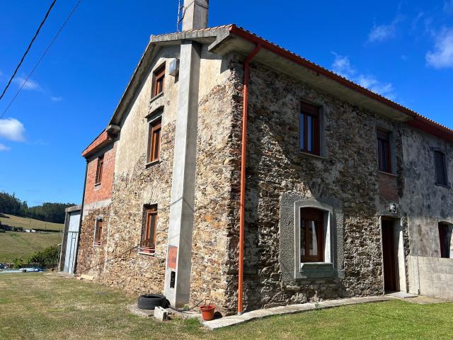 Casa adosada en Venta en Cedeira