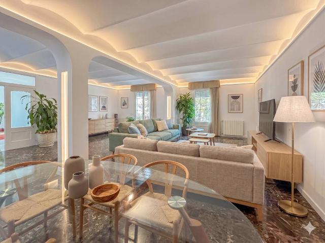 Casa adosada en Venta en Centre Nucli Antic
