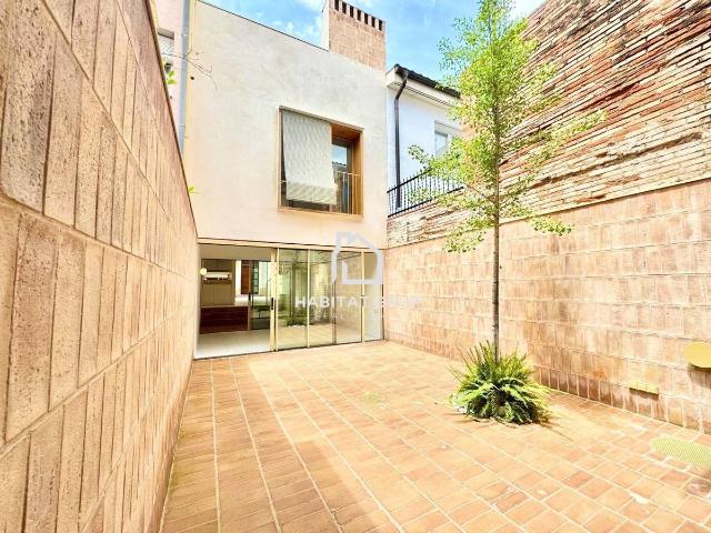 Casa adosada en Venta en Centre Estació