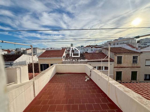 Casa adosada en Venta en Centre Històric
