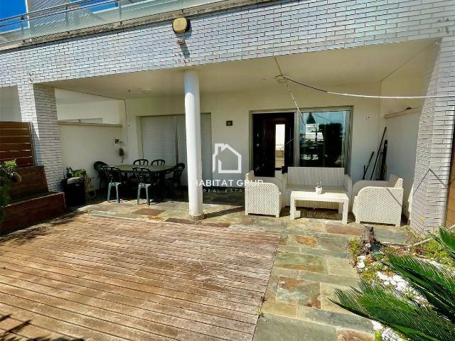 Casa adosada en Venta en Centre Platja