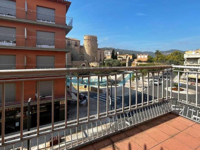 Casa adosada en Venta en Centre