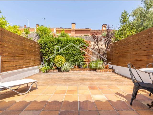Casa adosada en Venta en Centre