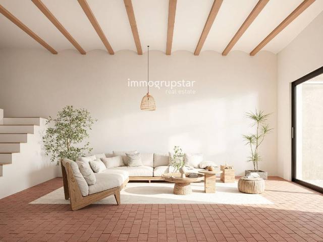 Casa adosada en Venta en Centre