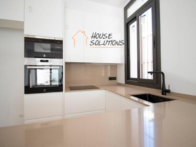 Casa adosada en Venta en Centre