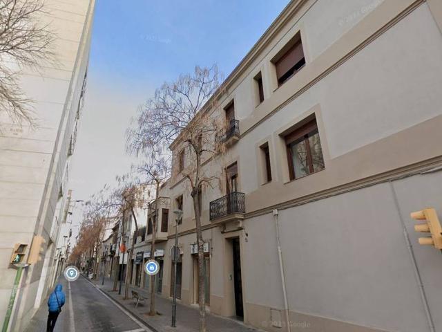 Casa adosada en Venta en Centre