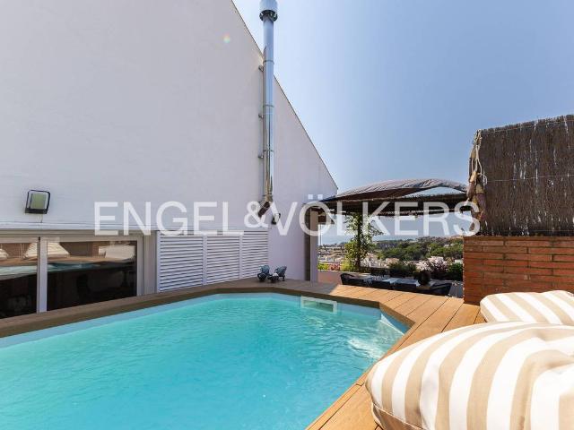 Casa adosada en Venta en Centre