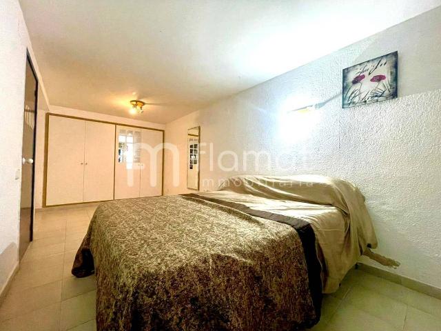 Casa adosada en Venta en Centre