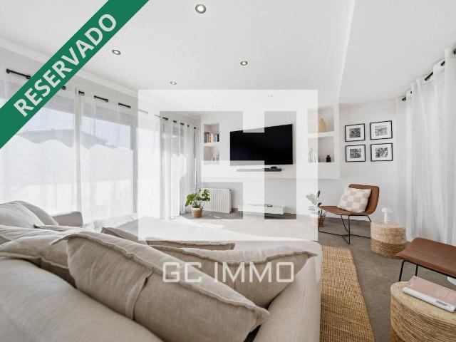 Casa adosada en Venta en Centre