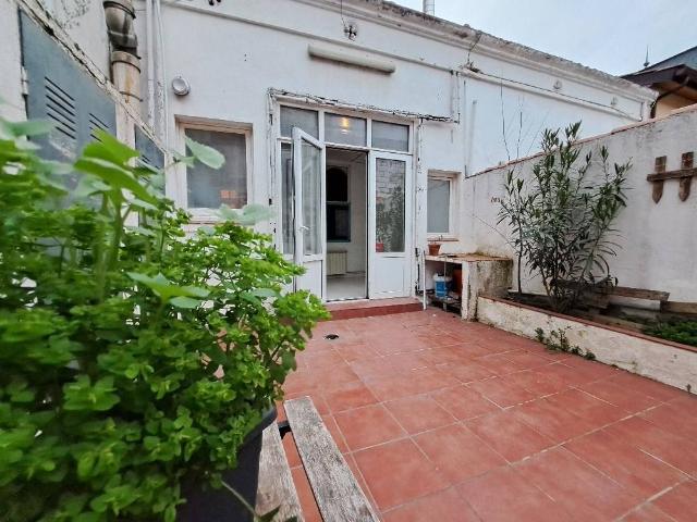 Casa adosada en Venta en Centre