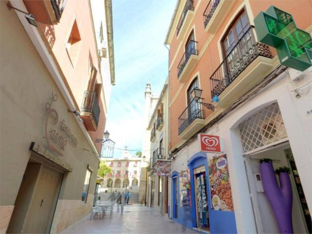 Casa adosada en Venta en Centro Urbano