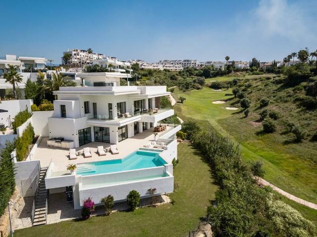Casa adosada en Venta en Centro